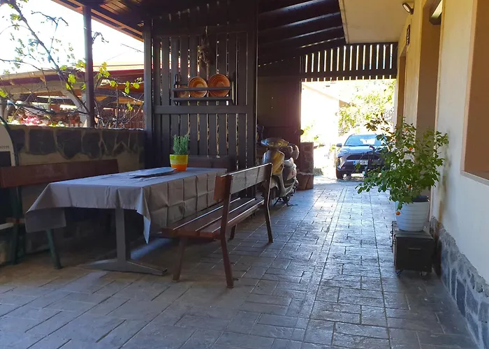 公寓 With Terrace Nona Pavla 托尔明