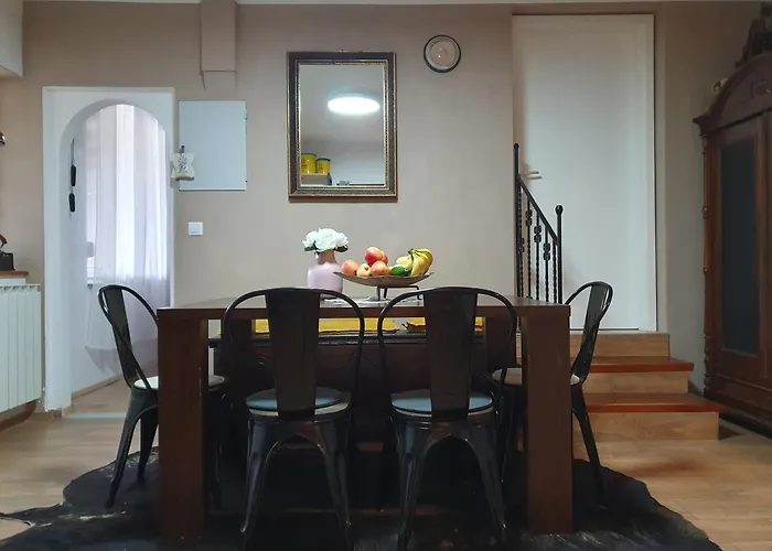 With Terrace Nona Pavla * 托尔明