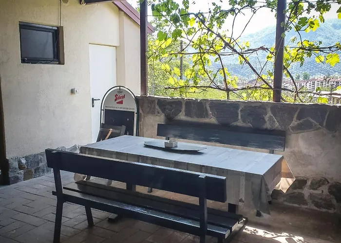 公寓 With Terrace Nona Pavla